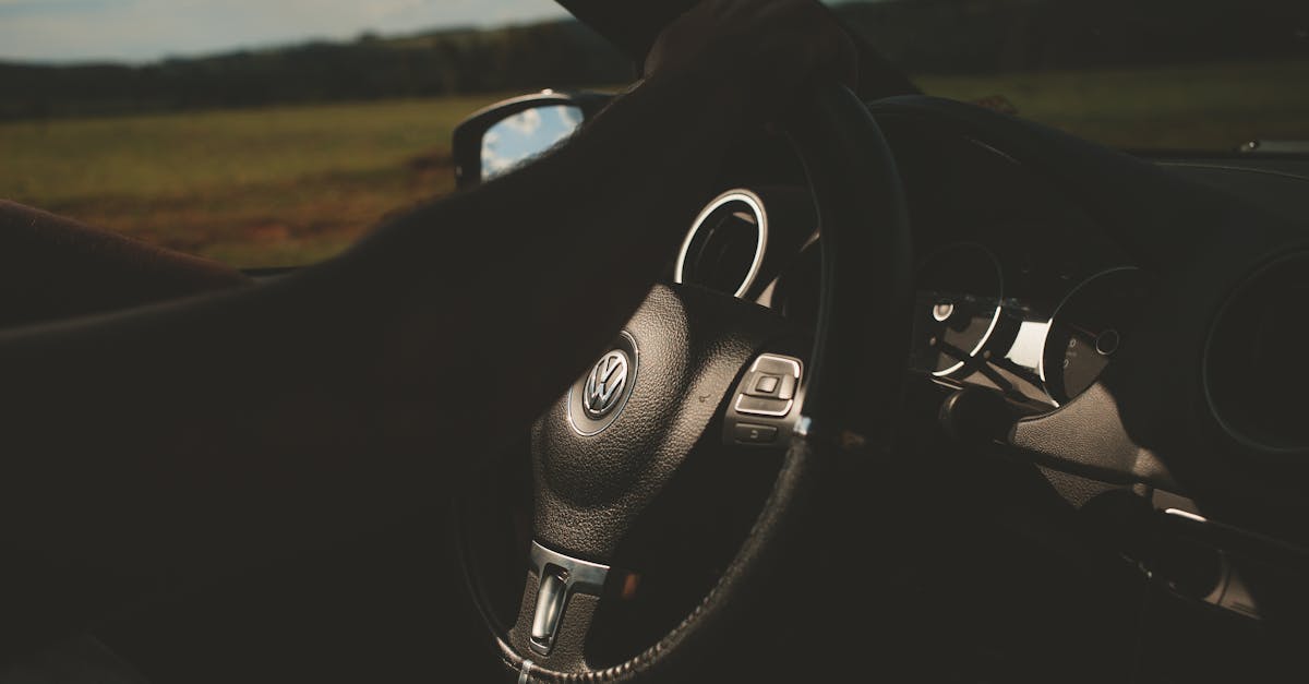 Sommerhitze 2026: Reifendruck, Bremsweg, Klimaanlage und Versicherung beim Schnellfahren