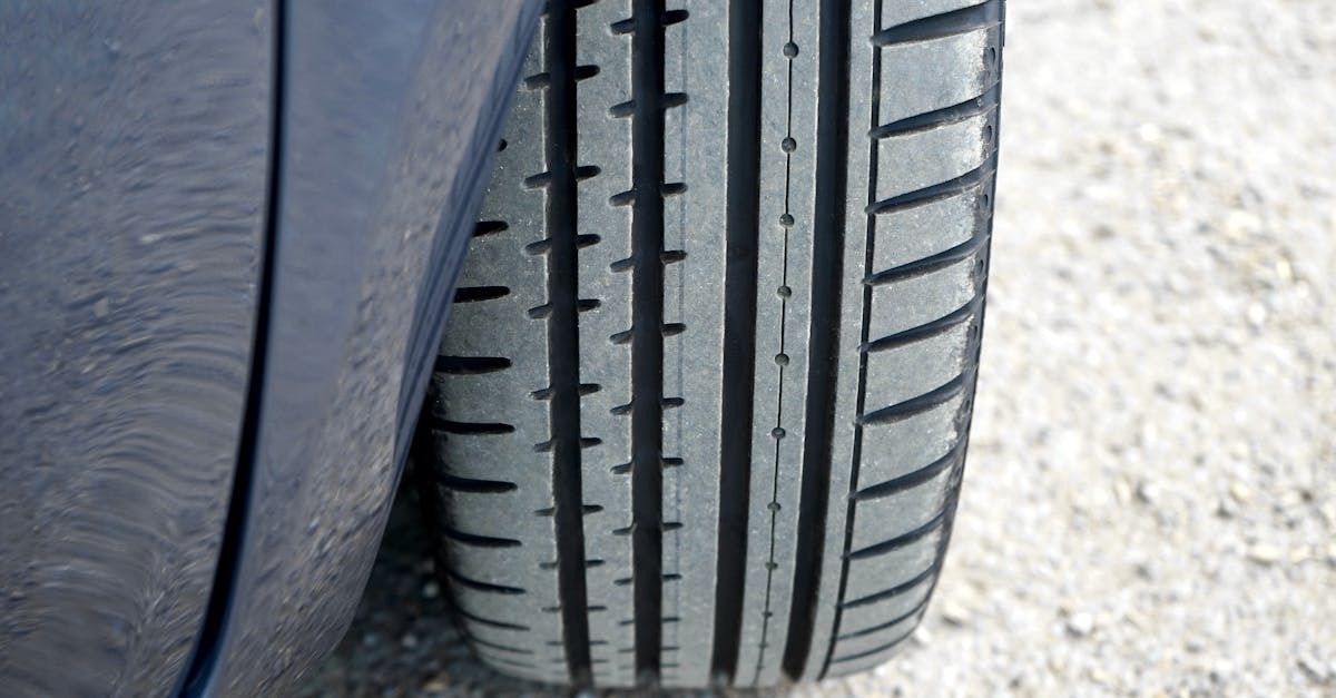 Errores al rellenar el parte amistoso que encarecen tu seguro de coche y la prima anual