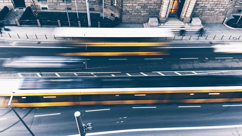 Sommer-Lkw-Fahrverbot: Welcher kleine Planungsfehler Staus, Zeitverlust und Bußgelder bringt