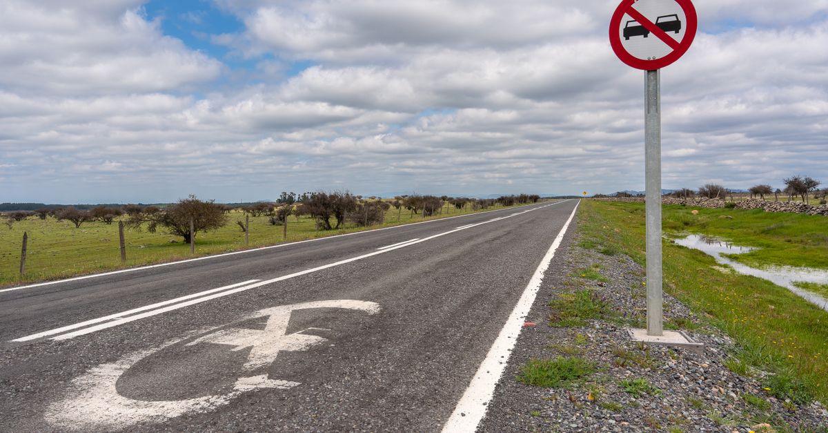 El detalle al adelantar en carretera convencional que puede acabar en multa