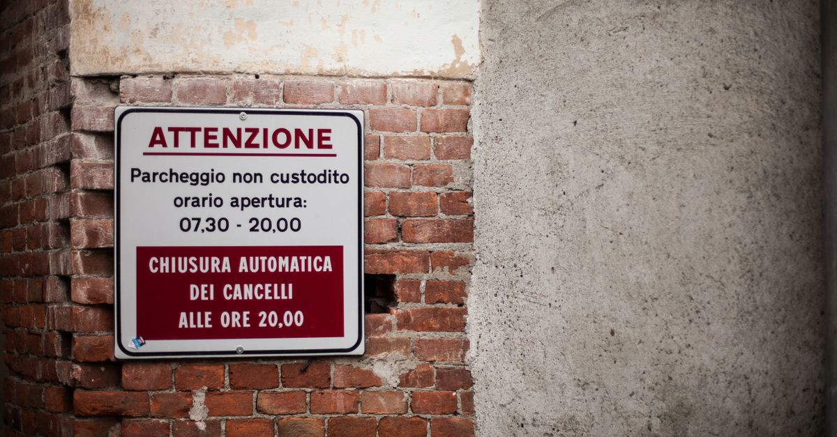 Strade chiuse e deviazioni: gli orari da verificare prima di partire